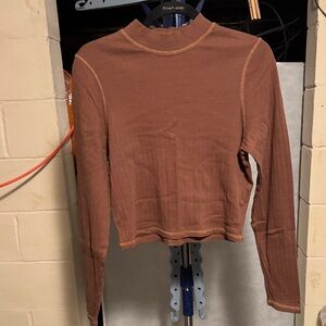 American Eagle Outfitters Cocoa Long Sleeve Tee